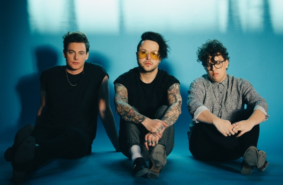 lovelytheband